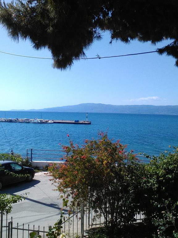 Aparthotel Iliahtides Amarynthos Exterior photo