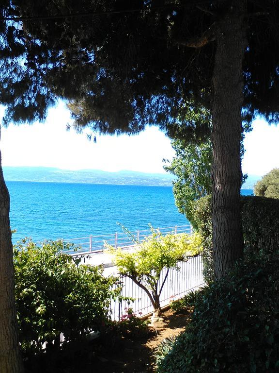 Aparthotel Iliahtides Amarynthos Exterior photo